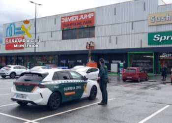 Investigan a tres mujeres como presuntas autoras de dos hurtos en un centro comercial de Nigrán