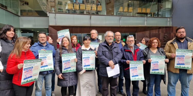 SOS Sanidade Pública calienta motores para la protesta de Santiago