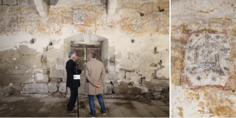 Hallan en Pontevedra unas pinturas murales de hace casi 500 años «únicas en toda Galicia»