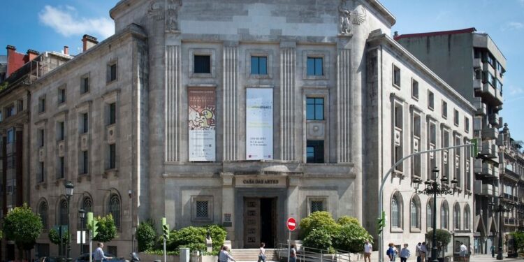 Vigo busca exposiciones inéditas para la Casa das Artes y la Casa Galega da Cultura