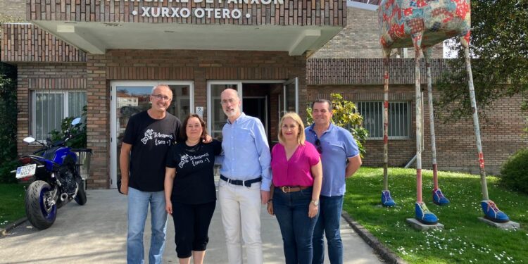 Inyección económica para reformar la cubierta del pabellón de Panxón