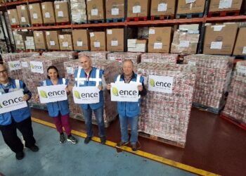 ENCE dona 15.000 razones para sonreír al Banco de Alimentos