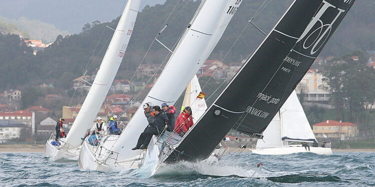 El Real Club Náutico de Vigo ejerce de anfitrión de la Liga de Invierno Cíes Rande