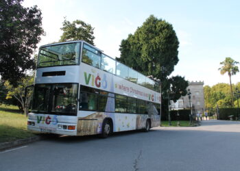 El bus turístico añade a su recorrido las «grandes innovaciones» de Vigo