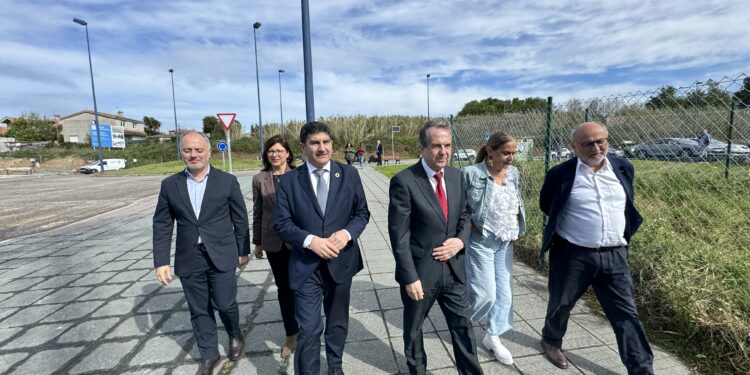 Caballero, sobre la vivienda en Navia: «Tienen que decir quién paga porque viene del Gobierno de España»