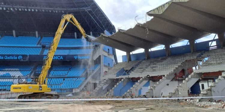 Avanzan las obras en Gol: los restos serán «triturados» y reutilizados para cimentar la nueva grada
