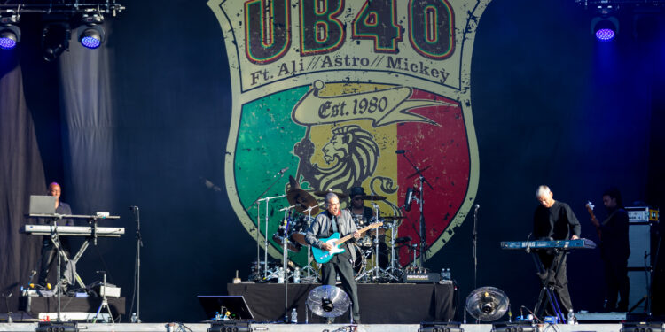 La UB40 de Ali Campbell salda su deuda pendiente con Vigo