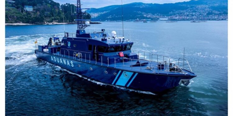 Rodman entrega la segunda de las tres nuevas patrulleras de altura para Aduanas