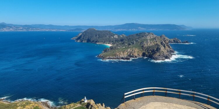 Cambian las condiciones para visitar las islas Cíes en barco privado: esto es lo que tienes que saber