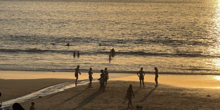 Vigo vive una jornada de verano con casi 30 grados