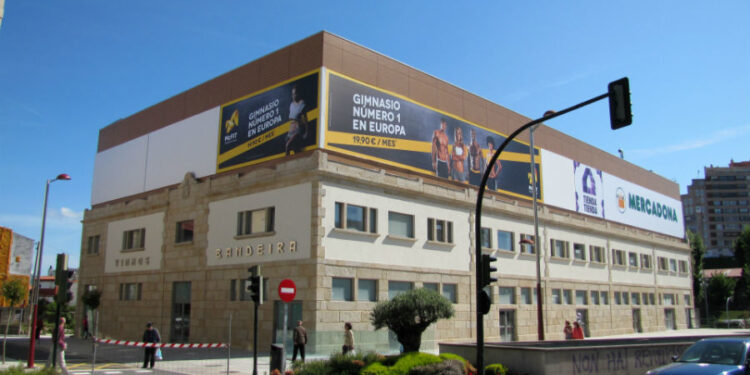 El centro comercial Bandeira se revitaliza con una nueva tienda de una popular cadena ‘low cost’ alemana
