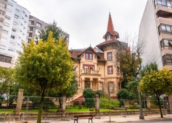 El Concello de Vigo ultima la mudanza para reabrir la Casa da Xuventude