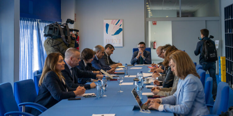 Vigo suma otro bloqueo, esta vez en el Ifevi: la Xunta ofrece «mano tendida» y Caballero denuncia «coacción»