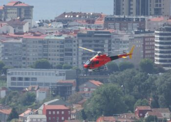 Vecinos de Vigo y de su área, sorprendidos por el vuelo rasante de un helicóptero durante el fin de semana
