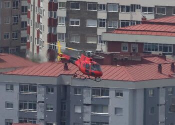Vecinos de Vigo y de su área, sorprendidos por el vuelo rasante de un helicóptero durante el fin de semana