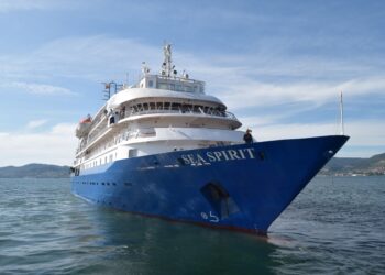 El Sea Spirit pone rumbo al Ártico tras su puesta a punto en Vigo