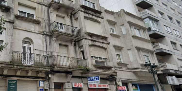 Vía libre para rehabilitar un histórico edificio del centro de Vigo, donde perdura el ‘icono’ de las máquinas de coser