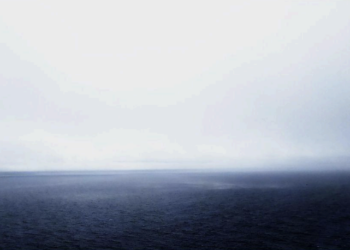 Memoria, mar y silencio: Moaña muestra la poética del paisaje de Carlos Cambre