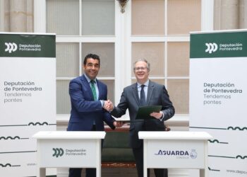 Diputación y Concello de A Guarda firman el convenio para rehabilitar la piscina municipal