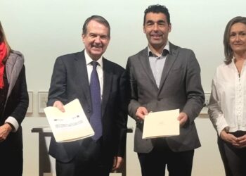 Caballero: «No puede ser que la Diputación esquilme a Vigo. Le regalamos 65 millones de euros»