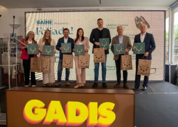 Gadis rende homenaxe ás cantareiras reinterpretando o seu legado nas Letras Galegas