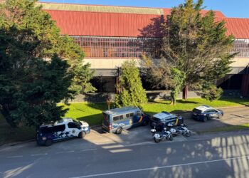 Despliegue policial en la antigua estación de buses de Vigo por tres menores escondidos