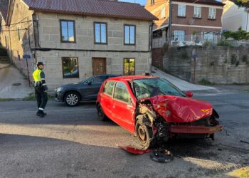 Retenciones en la carretera de Rande tras un aparatoso accidente