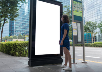 Cómo las pantallas publicitarias están transformando las ciudades inteligentes