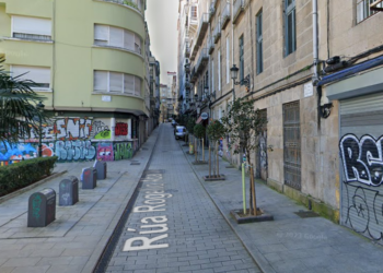 Arrestada una mujer en Vigo tras amenazar y golpear a un portero de discoteca y a un Policía