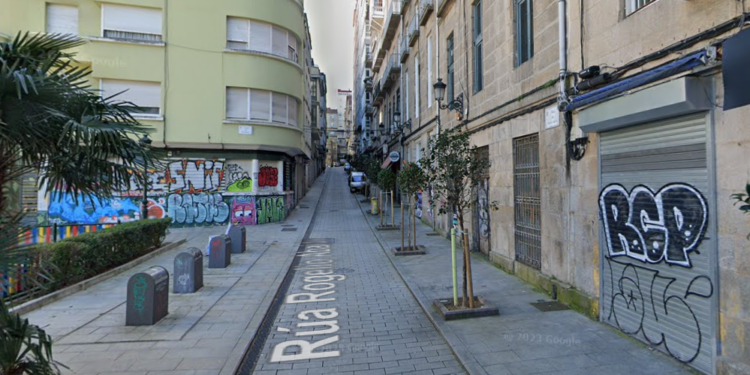 Arrestada una mujer en Vigo tras amenazar y golpear a un portero de discoteca y a un Policía