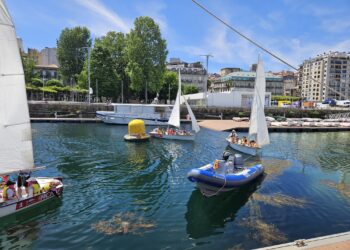 Seis colegios de Vigo refuerzan su vínculo con el mar en el Festival Azul