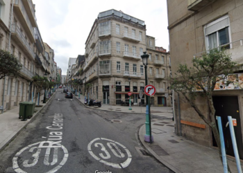 Arrestados dos treintañeros en Vigo tras intentar robar en una tienda con limas tipo sierra