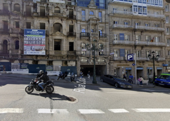 El juez condena al Concello de Vigo a indemnizar con 50.000 euros a un motorista por un bache en Colón