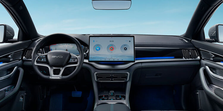 El sorprendente equipamiento de serie de los nuevos coches chinos