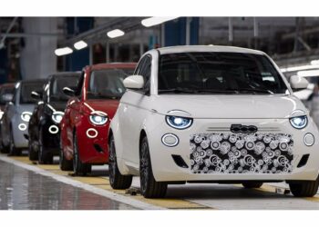 Stellantis aumenta su cuota en la venta de coches híbridos en abril al 15,1% en el mercado europeo