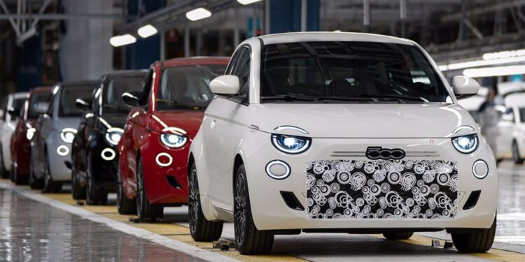 Stellantis aumenta su cuota en la venta de coches híbridos en abril al 15,1% en el mercado europeo