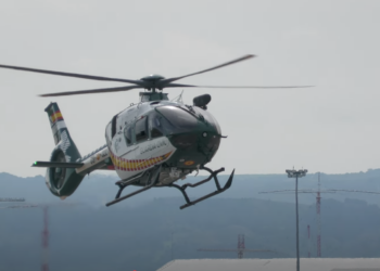 Revuelo en Ponteareas tras atrincherarse un hombre en casa de su madre