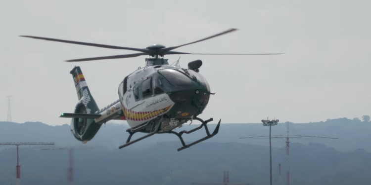 Revuelo en Ponteareas tras atrincherarse un hombre en casa de su madre