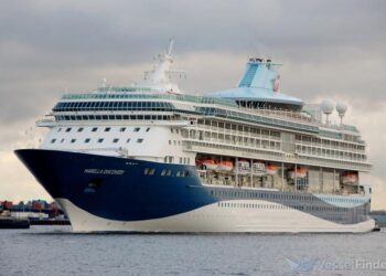 Vigo se reivindica como puerto base: 1.800 pasajeros embarcarán en el gigante «Marella Discovery»