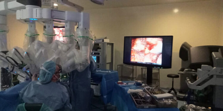 Cirujanos del hospital Álvaro Cunqueiro de Vigo logran un hito médico mundial