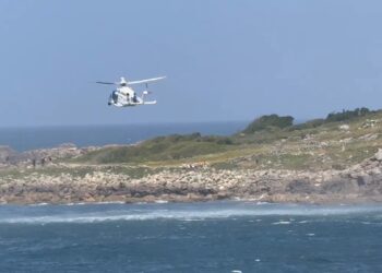 Hallado el cuerpo sin vida de un hombre flotando en el mar en A Guarda
