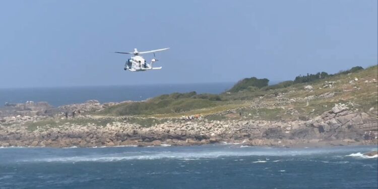 Hallado el cuerpo sin vida de un hombre flotando en el mar en A Guarda