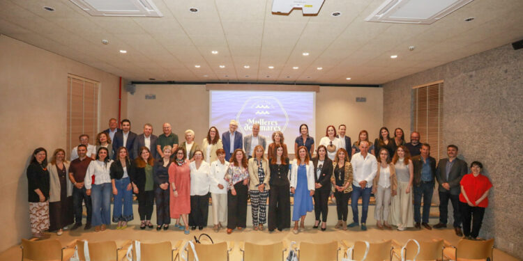 Gadis visibiliza el papel clave de las mujeres en el sector pesquero gallego