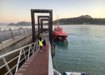Evacuada una niña de 7 años de Cíes tras un corte en la cabeza