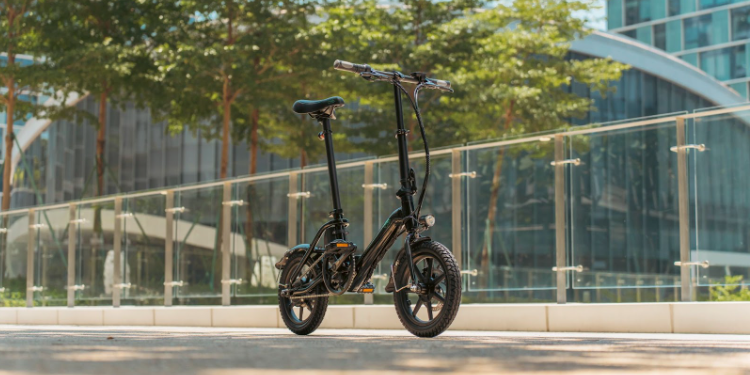 ¿Son seguras las mini bicis eléctricas para jóvenes?