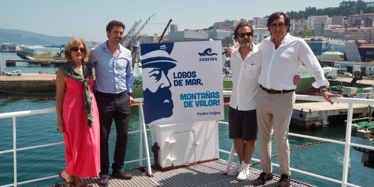 “Lobos de mar, montañas de valor”: el escritor vigués Pedro Feijóo deja su huella marinera en Beiramar