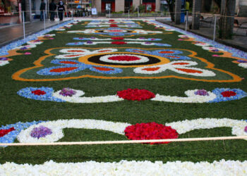 Un perfume inmortalizará el aroma de las alfombras florales del Corpus Christi