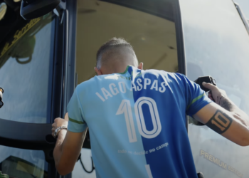 Iago Aspas asume un nuevo reto en el campo junto al deportivista David Mella