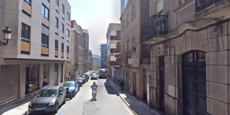 Caballero alaba su modelo de gestión y anuncia 70 nuevas obras en Vigo «con los ahorros de la ciudad»