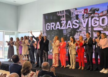 Caballero reivindica su legado de 18 años frente a una Xunta que «debe» a Vigo más de 3.000 millones